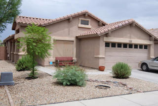 3204 Saint Kateri Dr, Phoenix, AZ 85041-6394