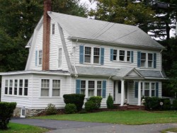 873 Chestnut St, Newton, MA 02468-2334