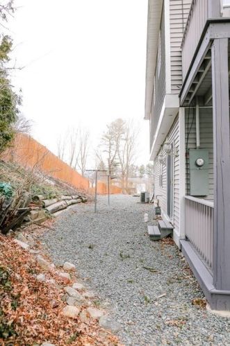 135 Highland St, Taunton MA 02780-4730 exterior