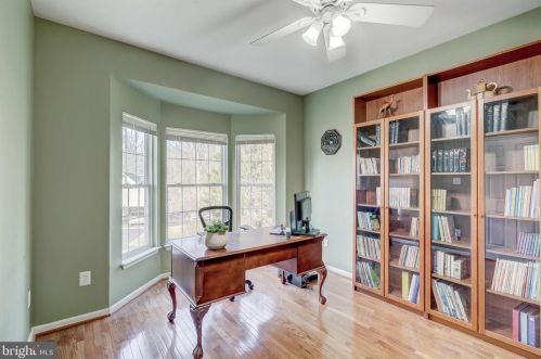 6920 Mystic Wood Way, Columbia MD 21044-4914 exterior