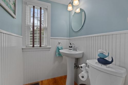 24 Bradley Wood Dr, Hingham MA 02043-1731 exterior