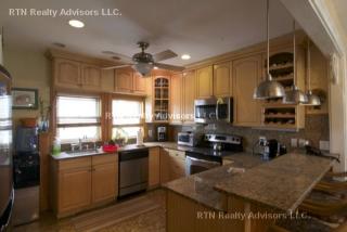 32 Upham St, Newton MA  02465-1520 exterior