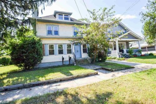 605 Crown Point Rd, West Deptford NJ  08093-1312 exterior