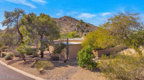 9416 47 St, Phoenix AZ 85028-5204 exterior