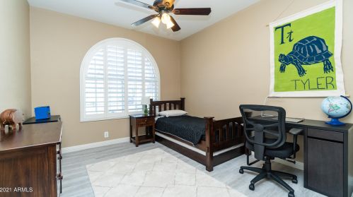 14057 33 St, Phoenix AZ 85032-7201 exterior