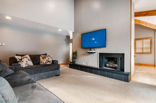 2030 Lucky John Dr, Park City UT 84060-6920 exterior