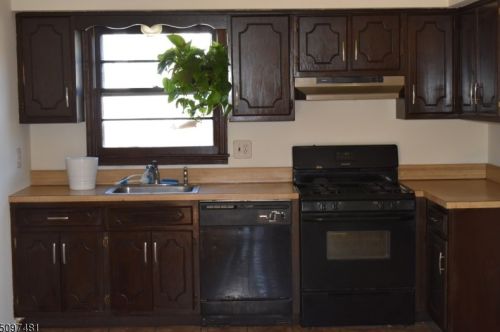 421 Un Ave, Belleville NJ 07109-1609 exterior