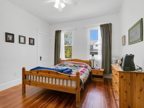 61 Paul Revere Rd, Arlington MA 02476-5729 exterior