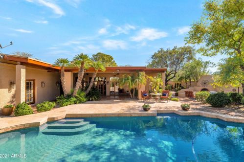 9416 47 St, Phoenix AZ 85028-5204 exterior