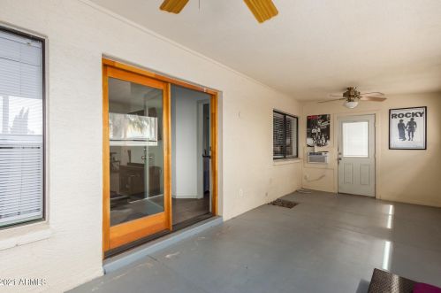 905 Bluefield Ave, Phoenix AZ 85053-1042 exterior