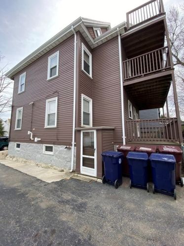 128 Walnut St, Everett MA 02149-2329 exterior