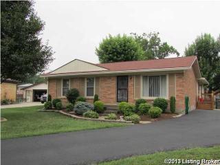 7985 Woodbury Dr, Louisville, KY 40219-3771