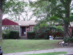 61 Druid Hill Rd, Newton, MA 02461-2040