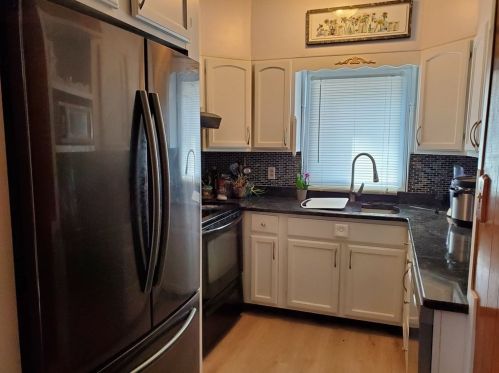 187 High St, Taunton MA 02780-3537 exterior