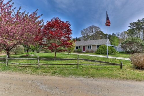 120 Viola Rd, Eastham MA  02642-1792 exterior