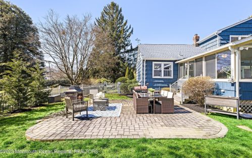 450 Branch Ave, Little Silver NJ  07739-1111 exterior