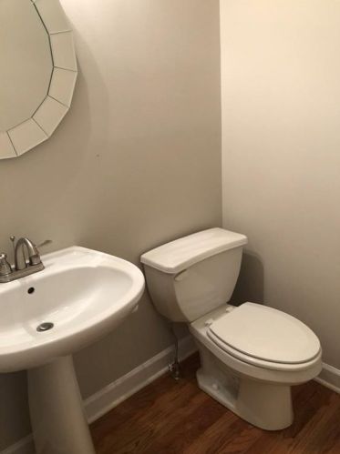 1194 Brookhaven Gln, Atlanta GA  30319-4707 exterior