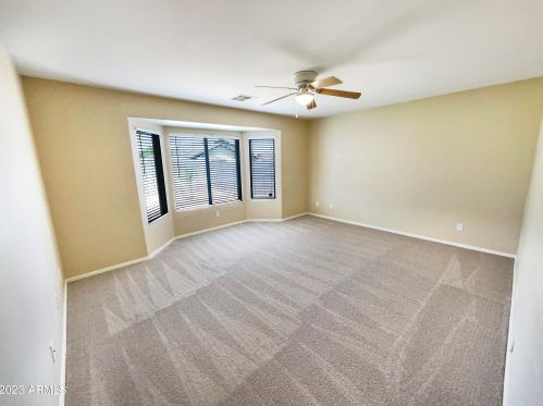 5730 27 Dr, Phoenix AZ 85045-4200 exterior