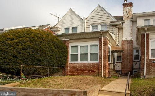 5821 6th St, Philadelphia, PA 19120-1302