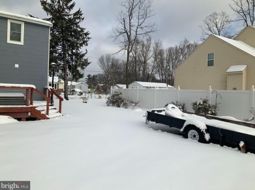 819 Maryland Ave, West Deptford NJ 08096-5330 exterior