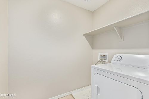 3924 79th Ln, Phoenix AZ  85043 exterior