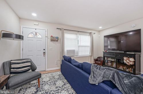 132 Jefferson St, West Deptford NJ  08066-1330 exterior