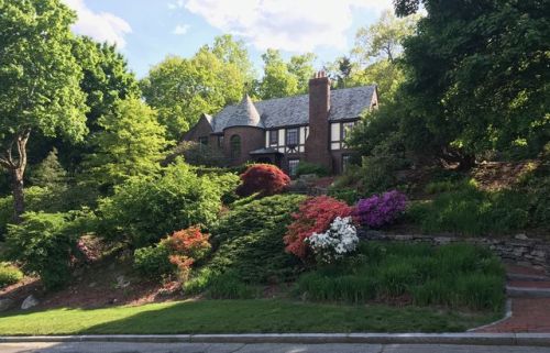 9 Chiltern Hill Dr, Worcester, MA 01602-1414