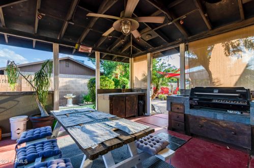 18824 30th St, Phoenix AZ  85050-3412 exterior