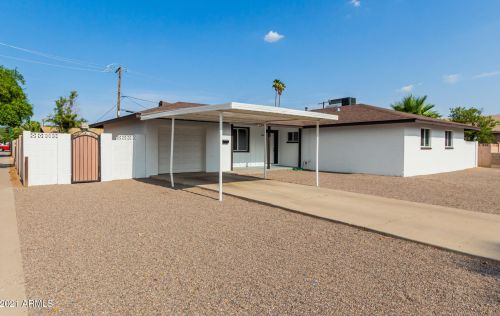 4041 55th Dr, Phoenix, AZ 85043-6318