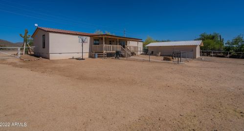 39510 12th St, Phoenix AZ  85086-7336 exterior