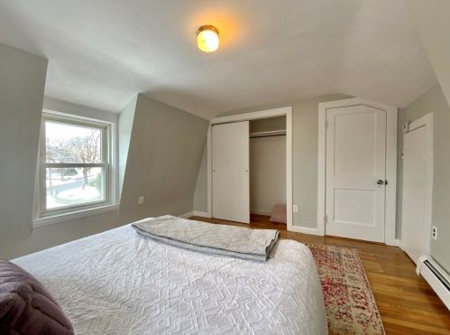 48 Silk St, Arlington MA 02474-3837 exterior