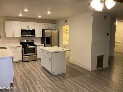 2915 Fairmount Ave, Phoenix AZ  85016-6957 exterior