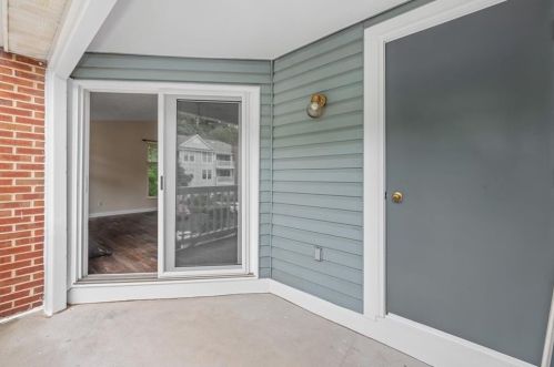 1312 Keys Lake Dr, Atlanta GA  30319-4139 exterior