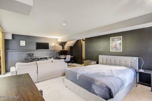 1492 Mdw Loop Rd, Park City UT 84098-5941 exterior