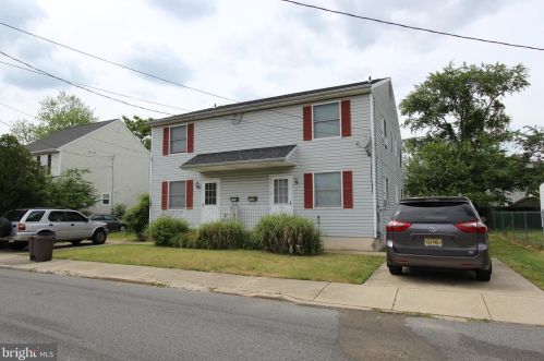 109 Washington St, West Deptford, NJ 08066-1273