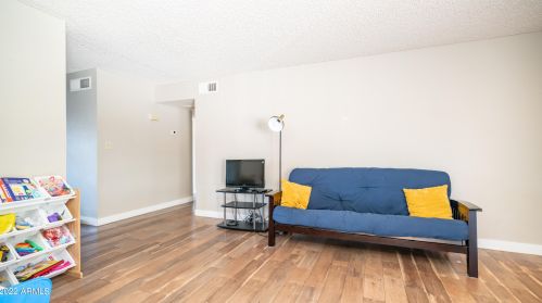 17204 31 Ave, Phoenix AZ 85017-4043 exterior