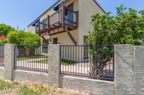 8661 51st St, Phoenix, AZ 85044-5816