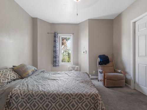 30 Taunton Ave, Seekonk MA 02771-5245 exterior