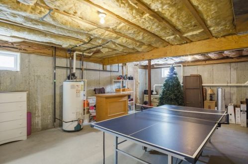 62 Chelsea Dr, Seekonk MA 02771-4923 exterior