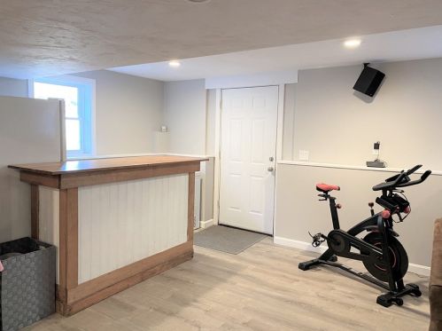 95 Auburn St, East Bridgewater MA 02324-3405 exterior