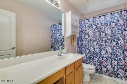 1412 Dunbar Dr, Phoenix AZ 85041-6113 exterior