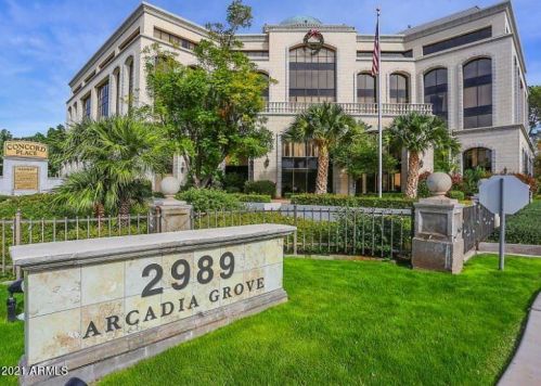 2989 44th St, Phoenix AZ 00000-7203 exterior