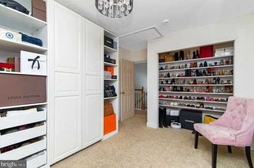 640 High St, West Deptford NJ 08051-1460 exterior