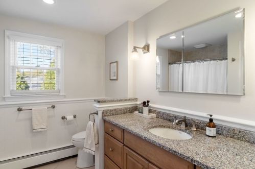 108 Candia St, Weymouth MA  02189-1004 exterior