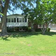 7204 Gerber Ave, Louisville, KY 40214-3710