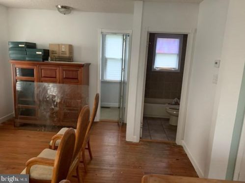 660 Washington Ave, West Deptford NJ 08096-3545 exterior