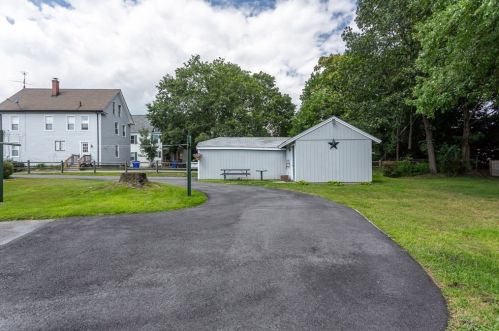 413 Danforth St, Taunton MA 02780-1642 exterior