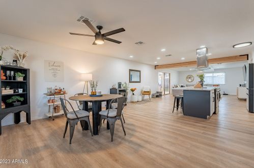 3320 Claire Dr, Phoenix AZ 85032-4933 exterior