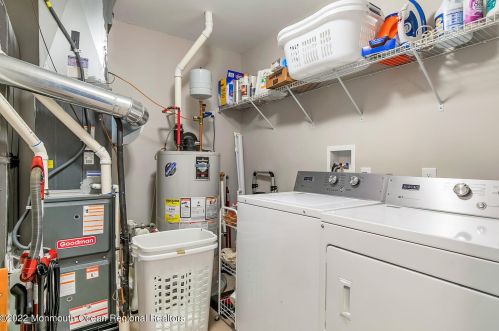 42 Kyle Dr, Tinton Falls NJ  07712-7536 exterior