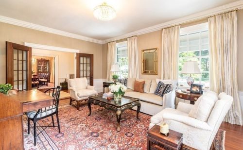 15 Mansion Dr, Topsfield MA 01983-1109 exterior